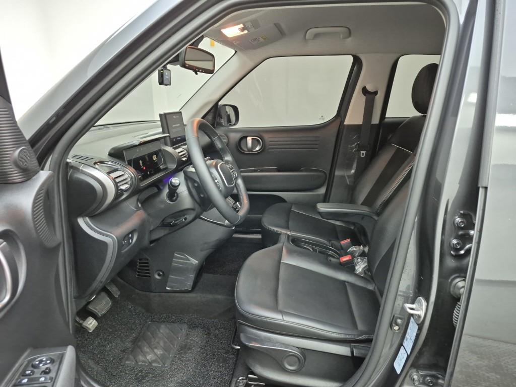 HYUNDAI Casper - Vista 11