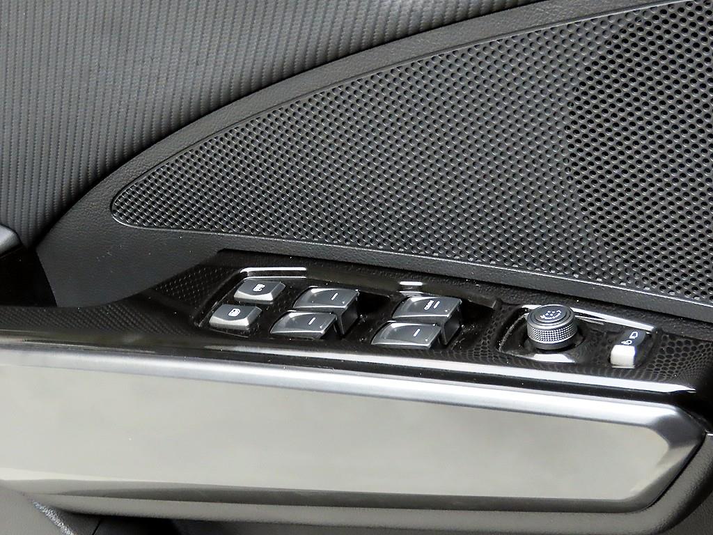 Ssangyong Tivoli - Vista 11