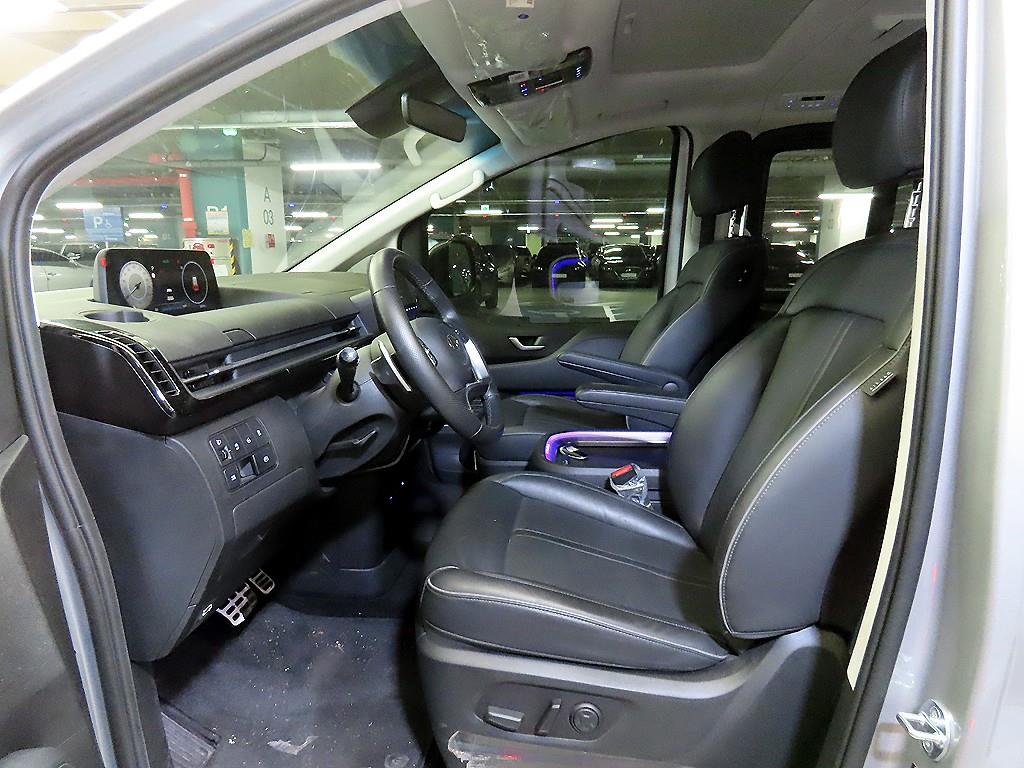 HYUNDAI Staria - Vista 6