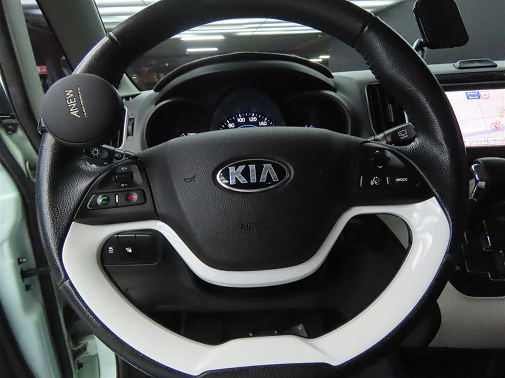 KIA Ray - Vista 8