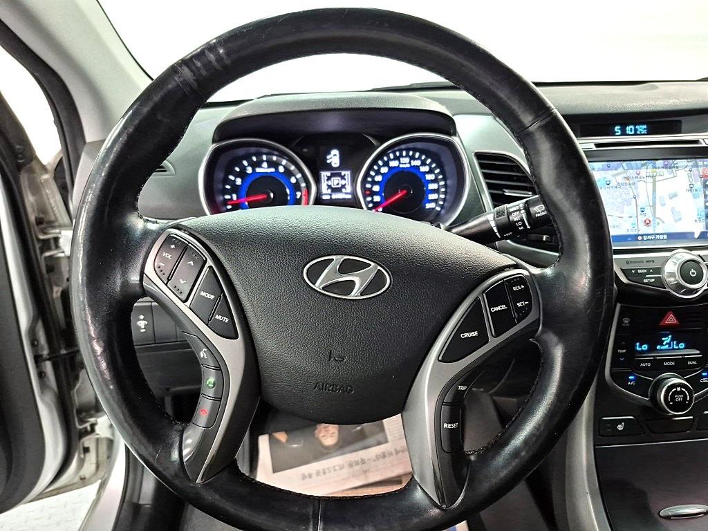 HYUNDAI Avante 2014 Gris - Importación desde Corea - HF Imports Iquique - Foto 16