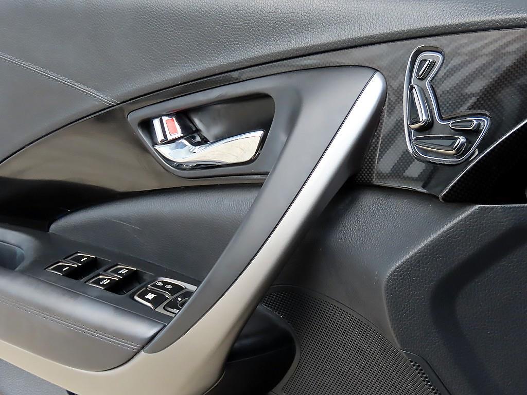 HYUNDAI Grandeur - Vista 11