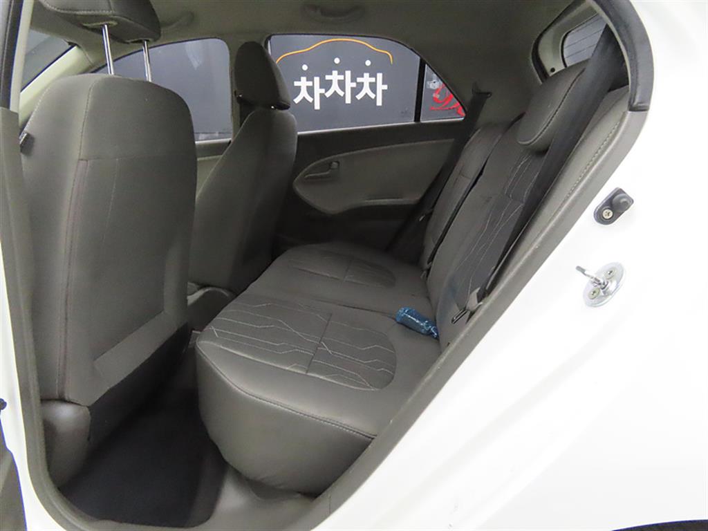 KIA Morning - Vista 6