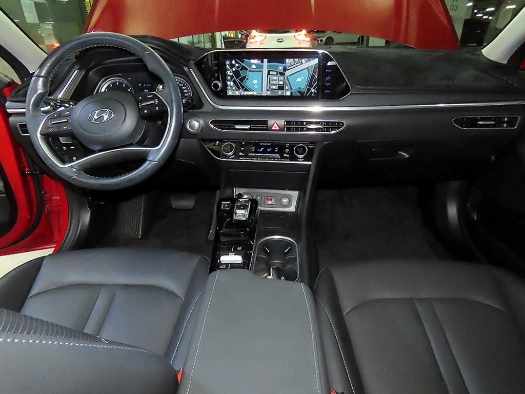 HYUNDAI Sonata - Vista 10