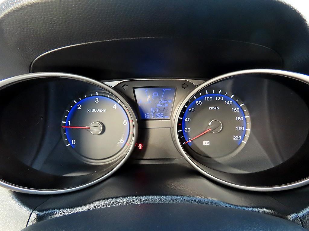 HYUNDAI Tucson - Vista 9