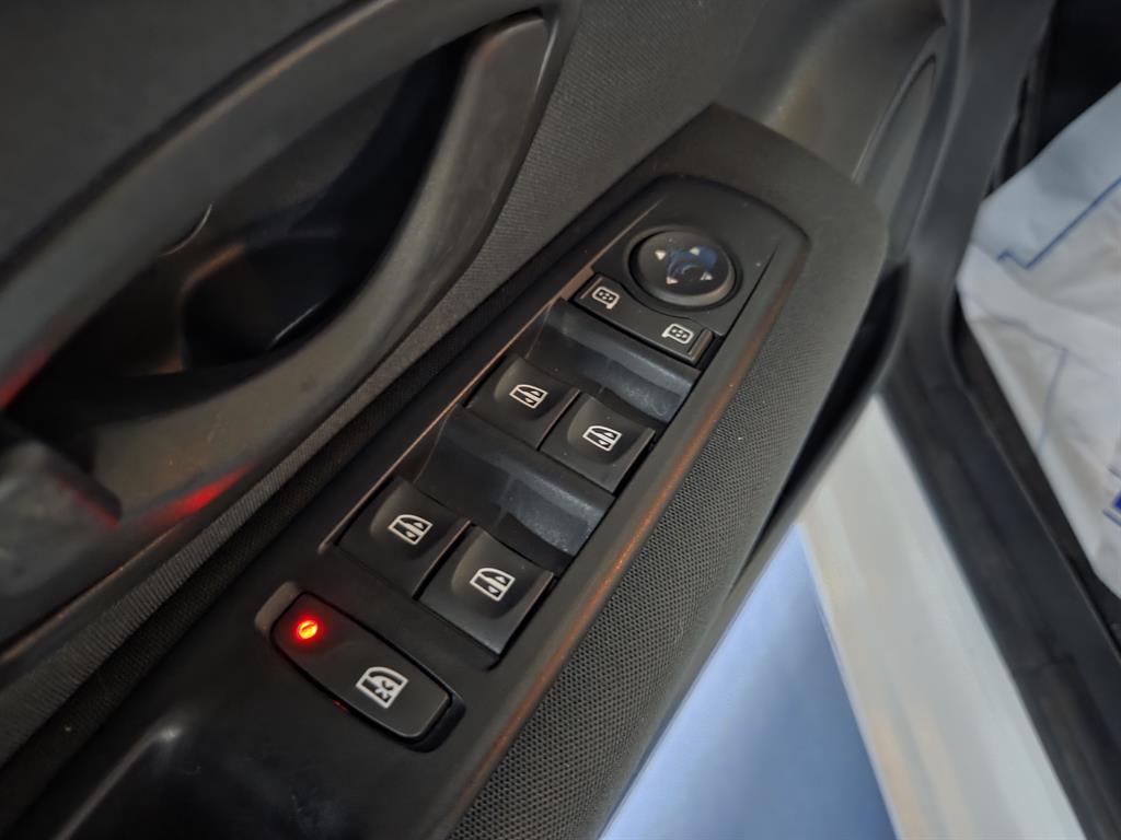 SAMSUNG SM3 - Vista 11