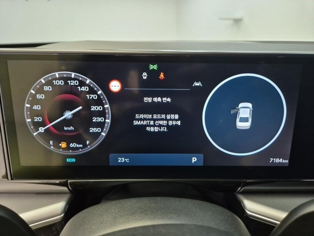 HYUNDAI Grandeur - Vista 6