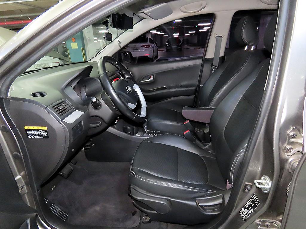 KIA Morning - Vista 5