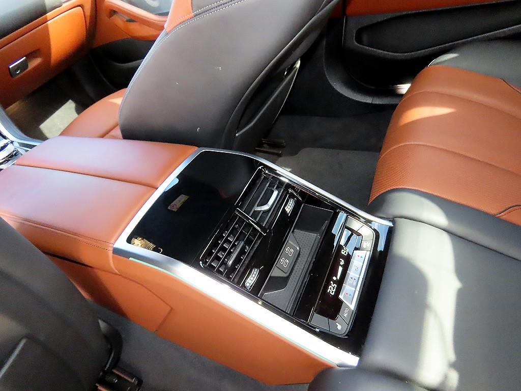 BMW 8 Series 2023 Gris - Importación desde Corea - HF Imports Iquique - Foto 16