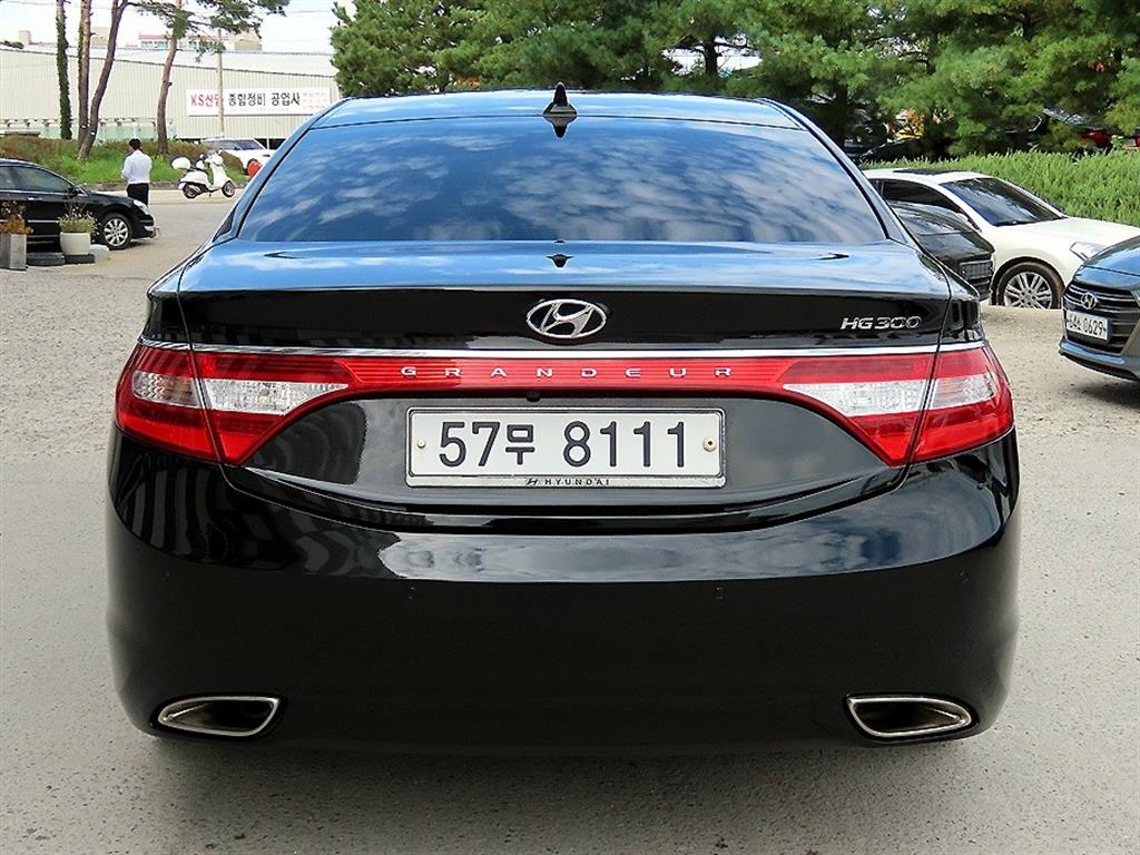 HYUNDAI Grandeur - Vista 4