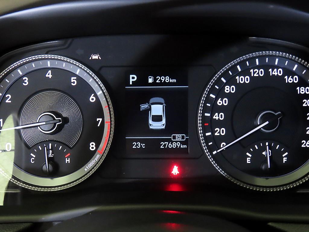 HYUNDAI Sonata - Vista 9