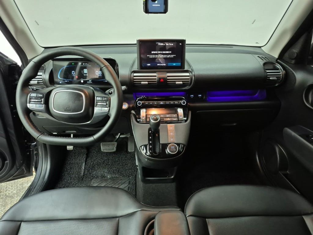 HYUNDAI Casper - Vista 5
