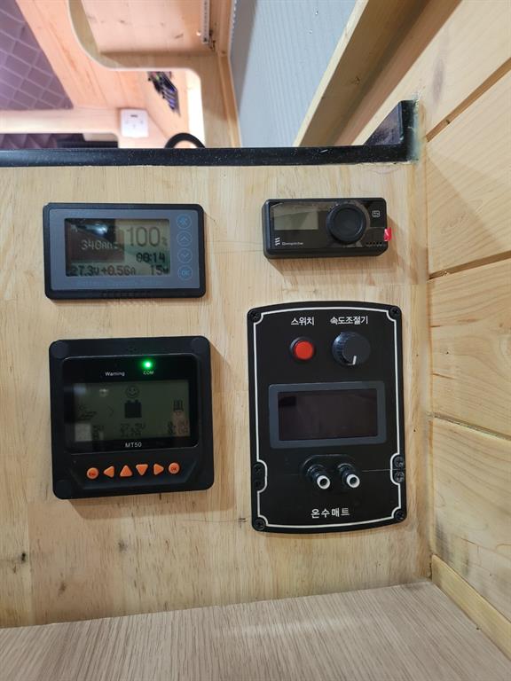 medium and large bus Hyundai bus - Vista 11