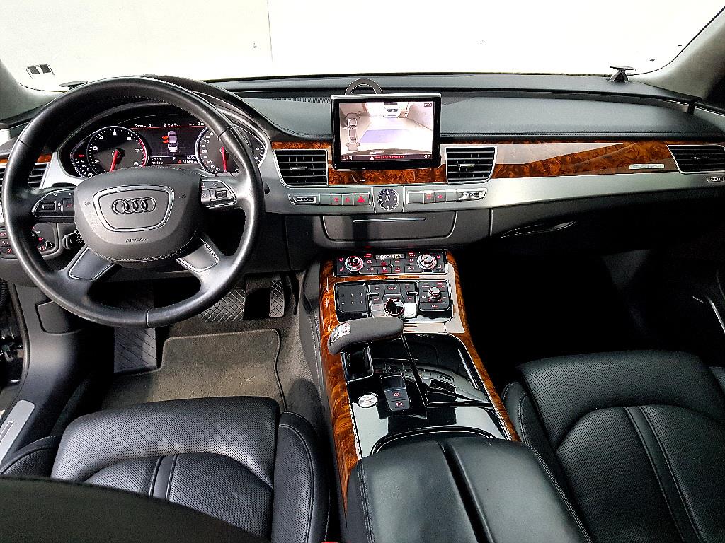 Audi A8 - Vista 5