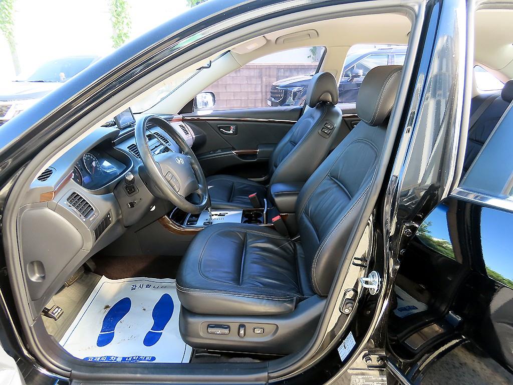 HYUNDAI Grandeur - Vista 5