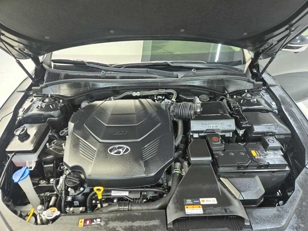 HYUNDAI Grandeur - Vista 5