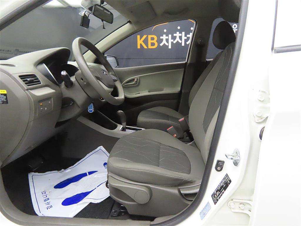 KIA Morning - Vista 5