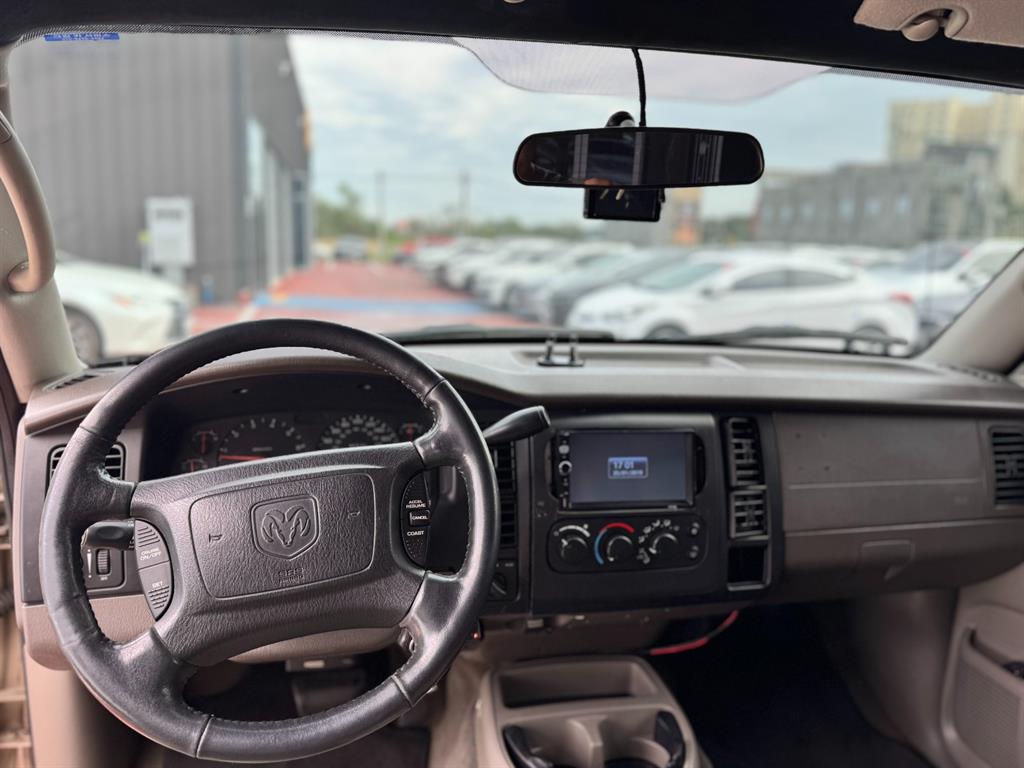 DODGE Dakota - Vista 7