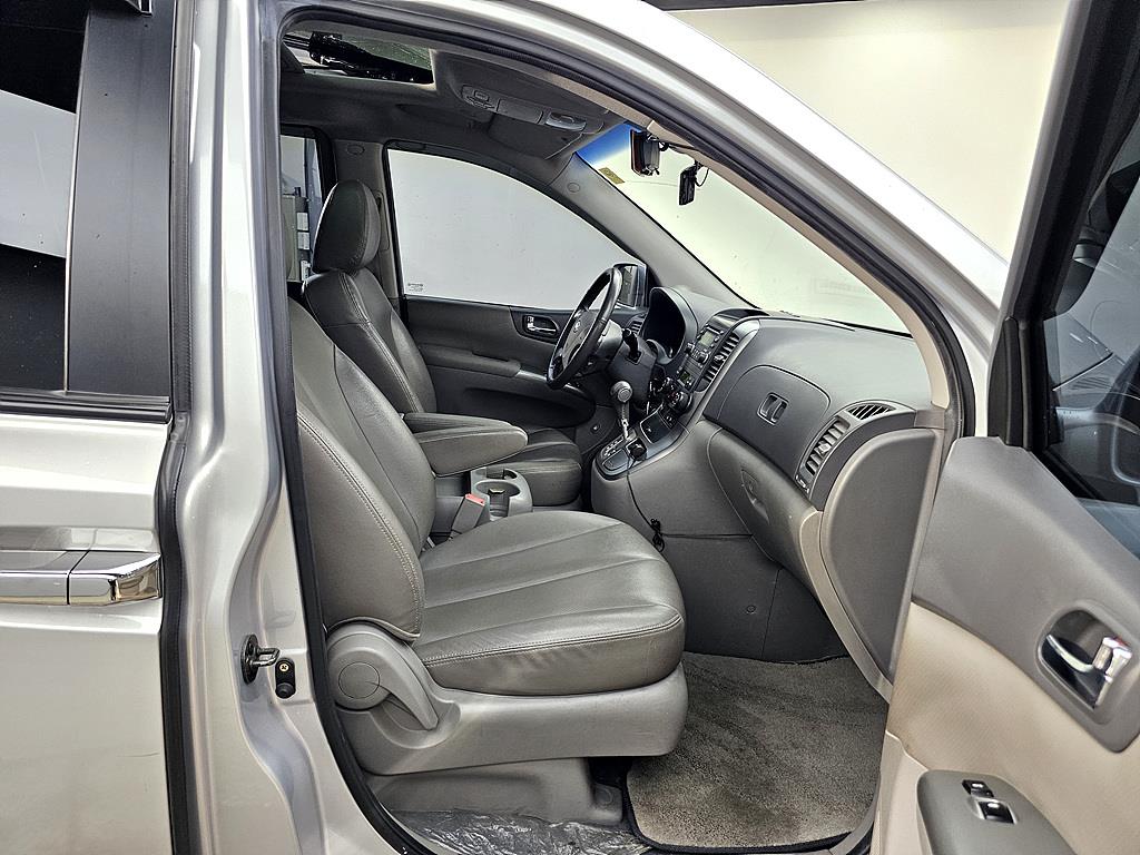 KIA Carnival - Vista 11