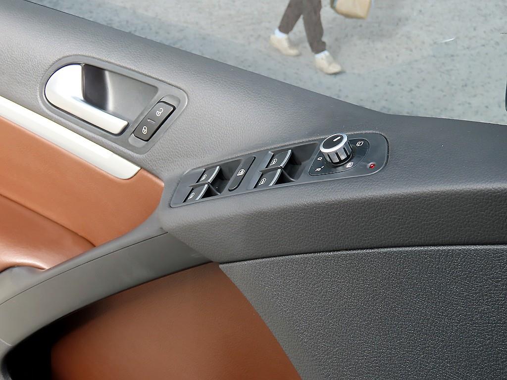 Volkswagen Tiguan - Vista 11