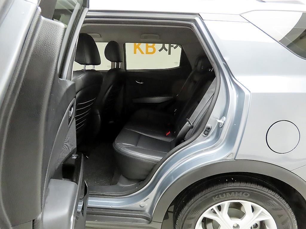 Ssangyong Tivoli 2022 Gris - Importación desde Corea - HF Imports Iquique - Foto 14