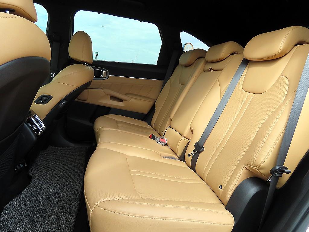 KIA Sorento - Vista 6