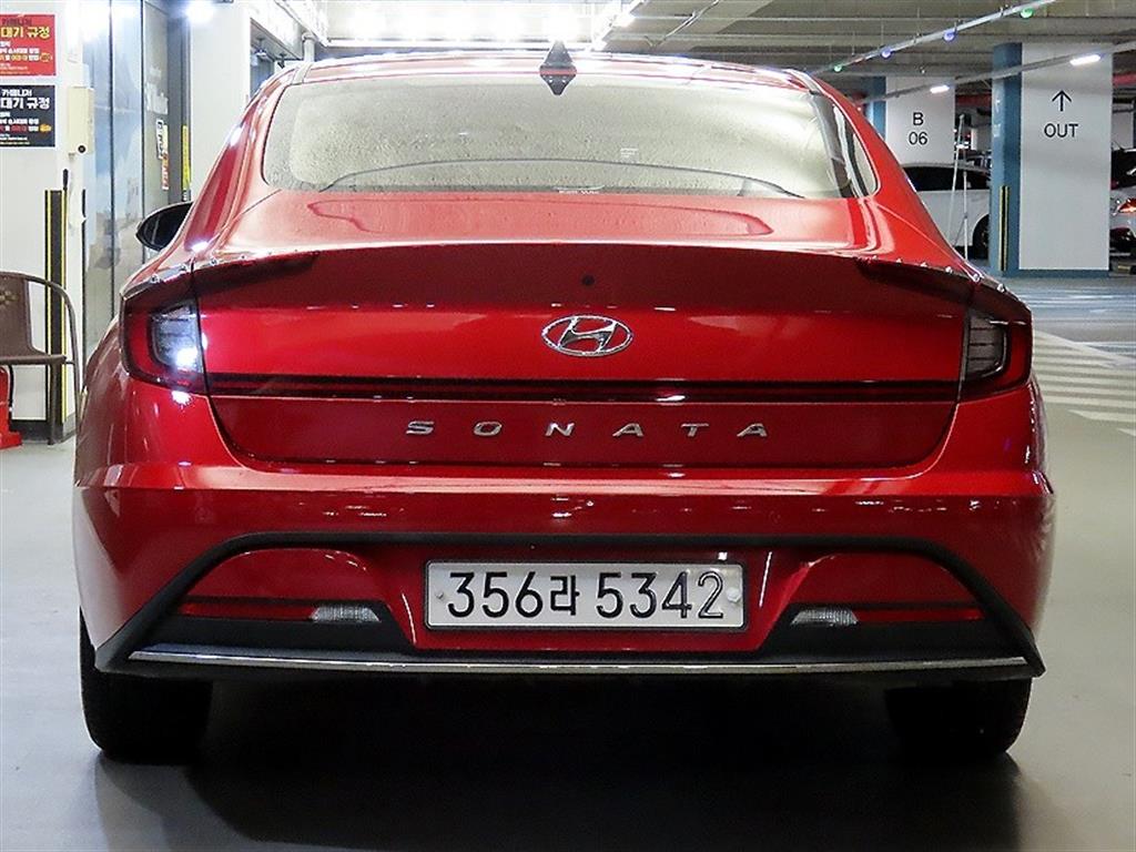 HYUNDAI Sonata - Vista 5