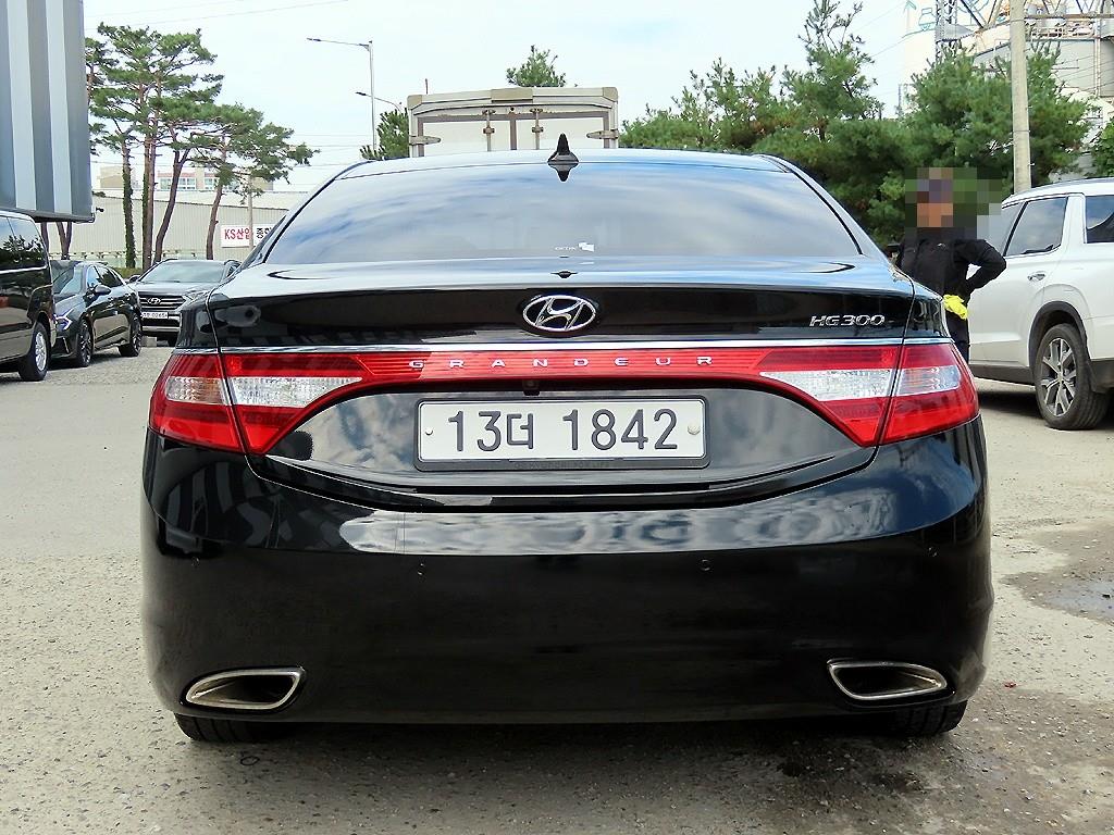 HYUNDAI Grandeur - Vista 4