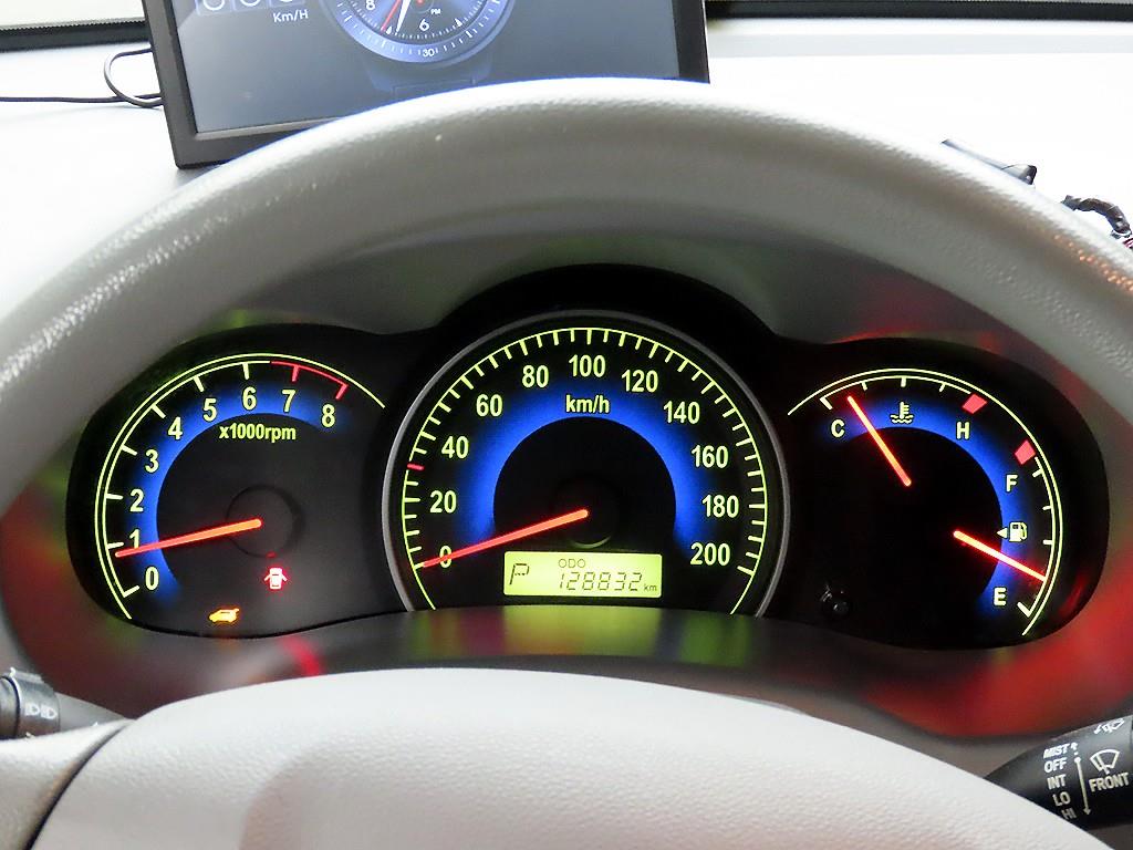 KIA Carnival - Vista 6