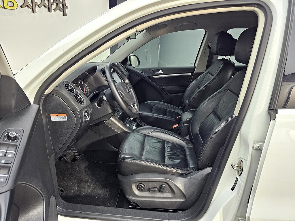 Volkswagen Tiguan - Vista 8