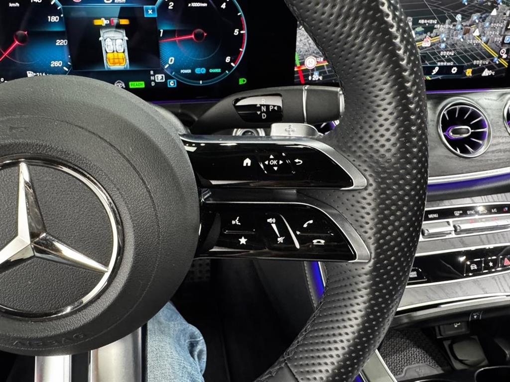 Mercedes Benz CLS Class - Vista 6