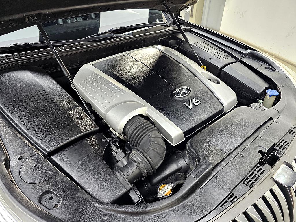 HYUNDAI Equus - Vista 6