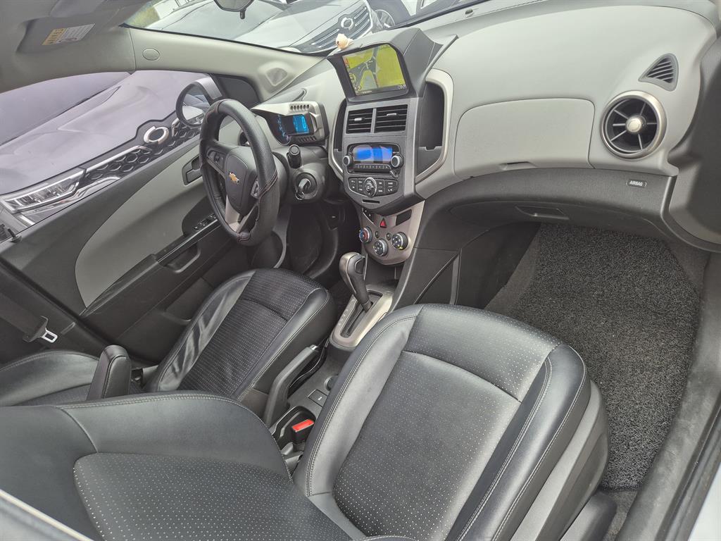 Chevrolet Abeo 2016 Plateado - Importación desde Corea - HF Imports Iquique - Foto 16