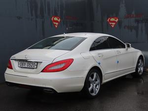 Mercedes Benz CLS Class - Vista 8