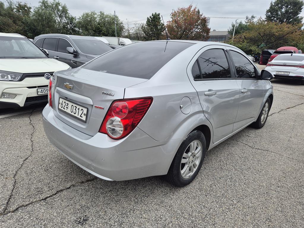 Chevrolet Abeo - Vista 5