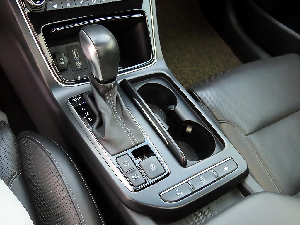 HYUNDAI Grandeur - Vista 11