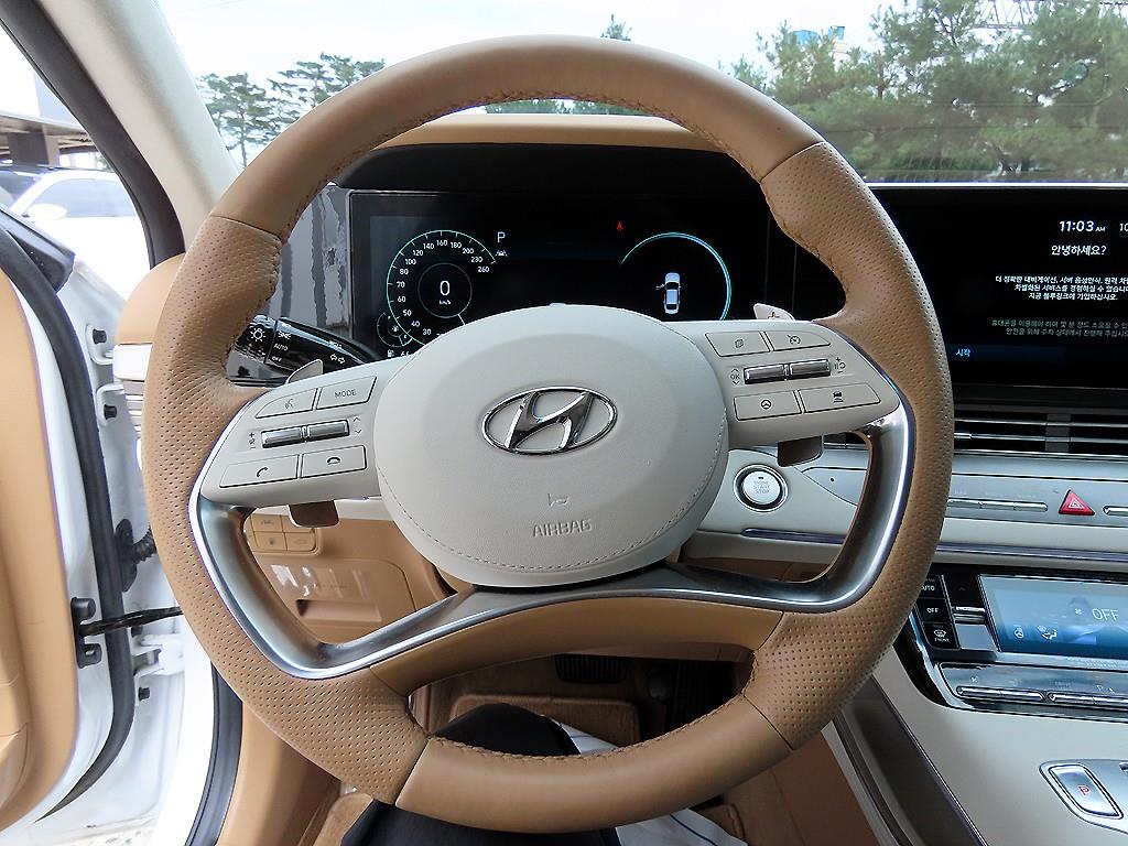 HYUNDAI Grandeur - Vista 8