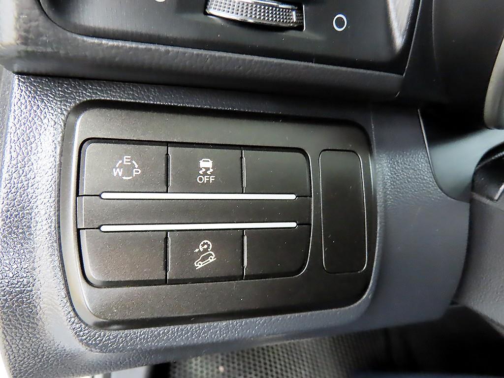 Ssangyong Tivoli - Vista 12