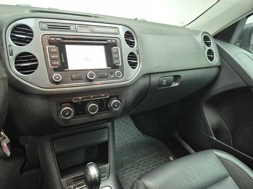 Volkswagen Tiguan - Vista 10