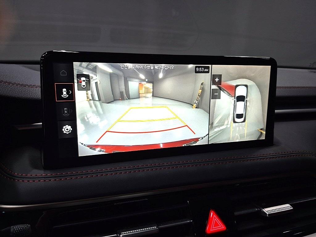 Genesis G70 - Vista 12