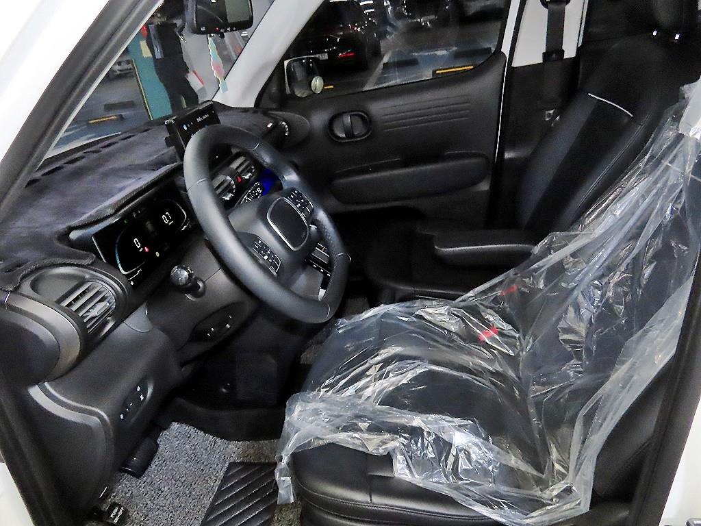 HYUNDAI Casper - Vista 6