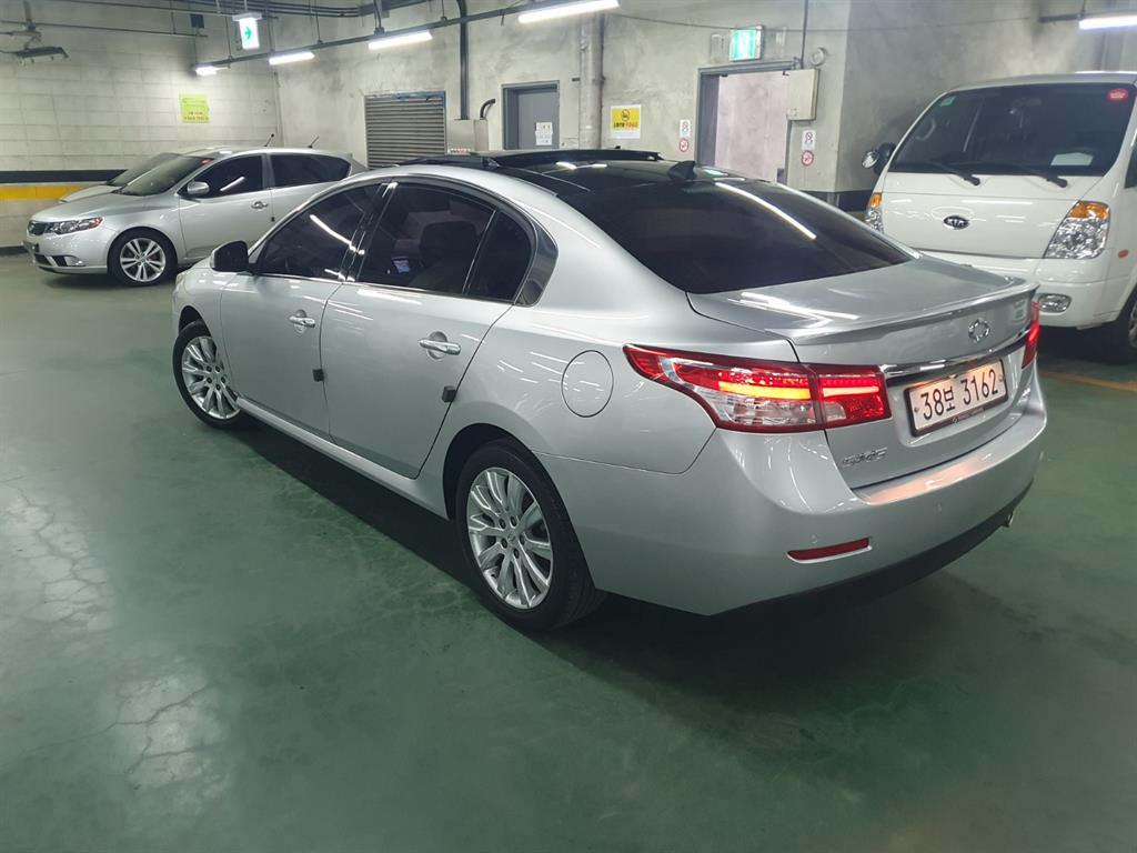 SAMSUNG SM5 - Vista 8