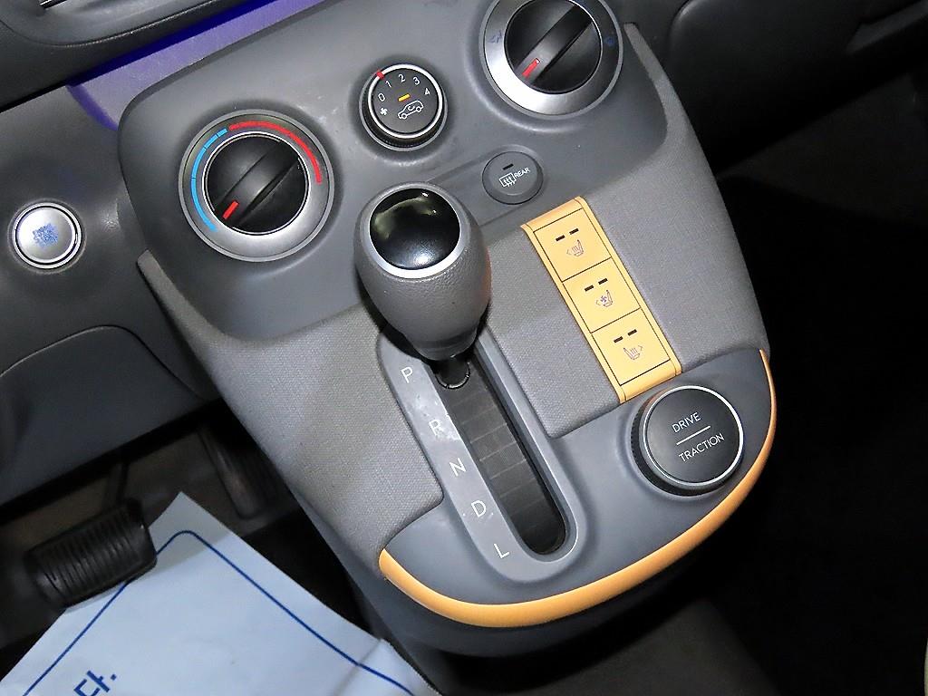 HYUNDAI Casper - Vista 12