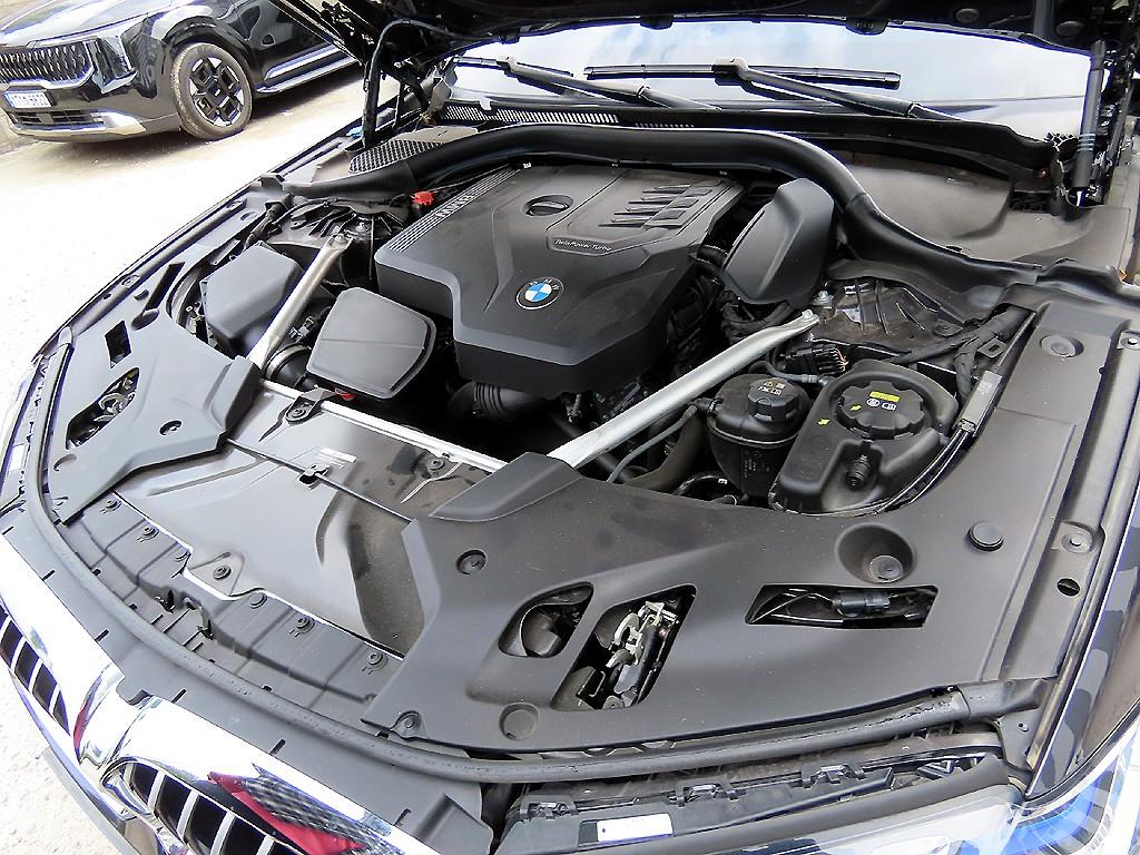 BMW 5 Series 2023 Negro - Importación desde Corea - HF Imports Iquique - Foto 19