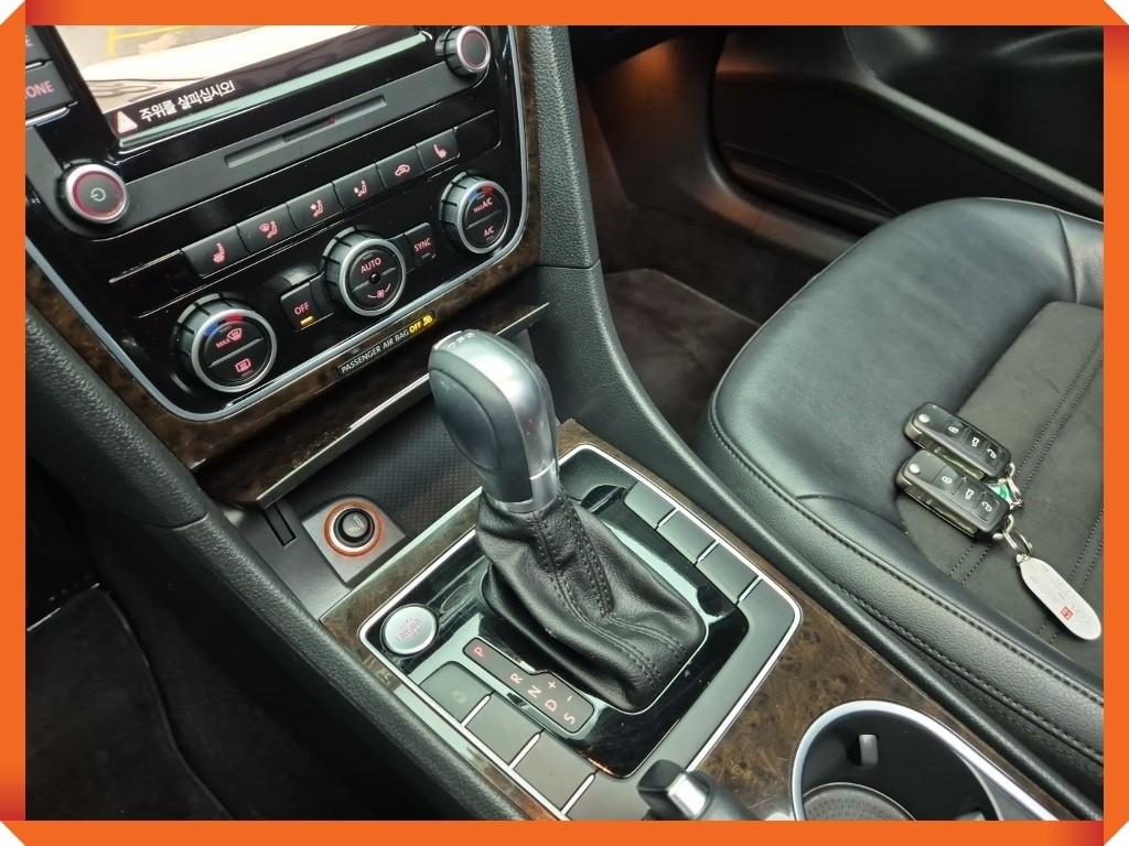 Volkswagen Passat 2015 Blanco - Importación desde Corea - HF Imports Iquique - Foto 15