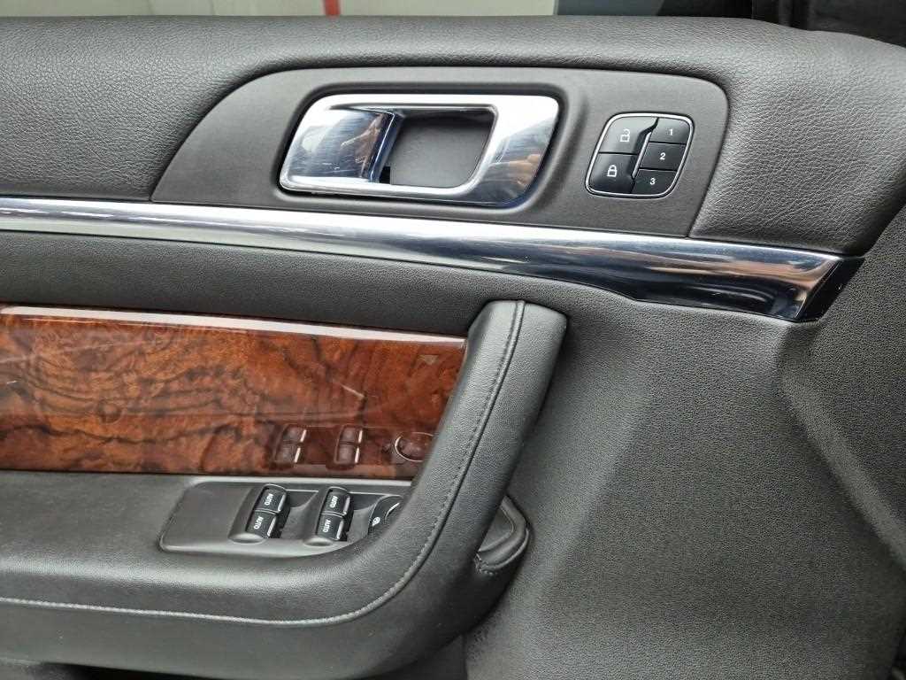 Lincoln MKS 2016 Negro - Importación desde Corea - HF Imports Iquique - Foto 18