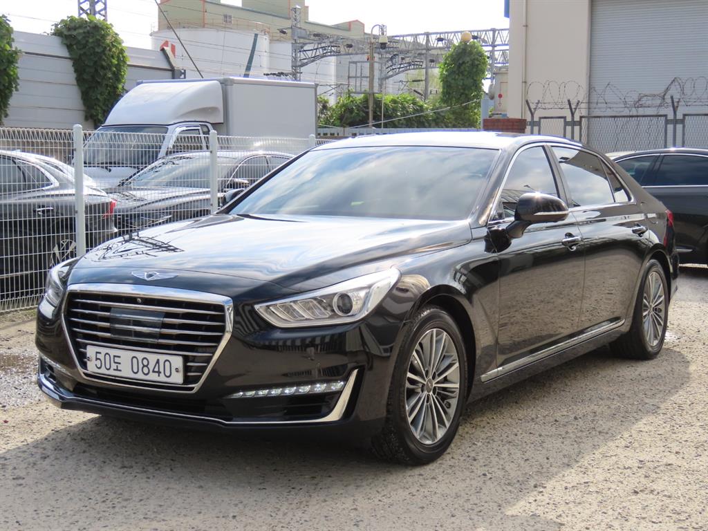 Genesis EQ900 - Vista 3