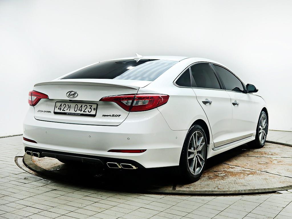 HYUNDAI Sonata - Vista 7