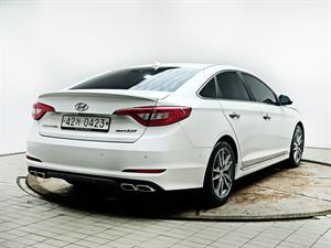 HYUNDAI Sonata - Vista 8