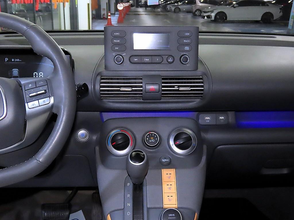 HYUNDAI Casper - Vista 11